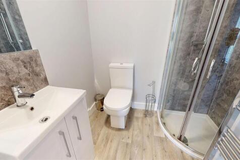 70 Hollins Room 4 2.jpg