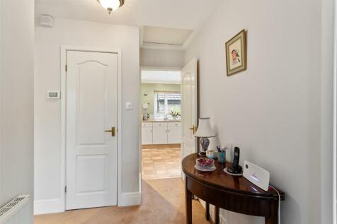 Corner_Cottage_89.jpg
