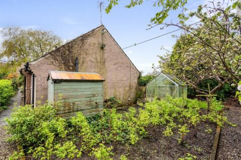 Corner_Cottage_96.jpg