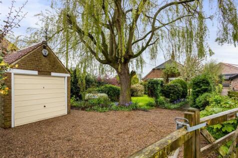 Corner_Cottage_103.jpg