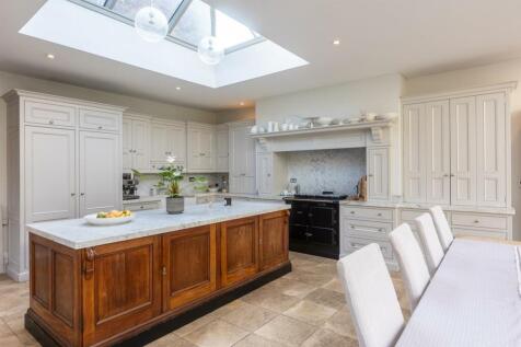 Carlbury House Kitchen Dining Room-4.jpg