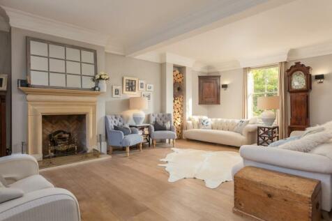 Carlbury House Sitting Room-2.jpg