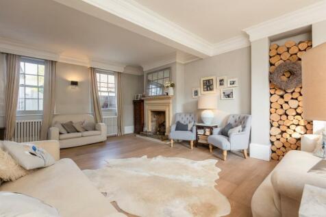 Carlbury House Sitting Room-3.jpg