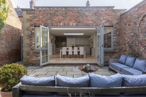 Carlbury House External-10.jpg