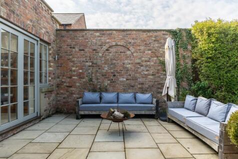 Carlbury House External-9.jpg