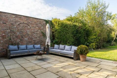 Carlbury House External-8.jpg