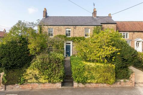 Carlbury House External-3.jpg