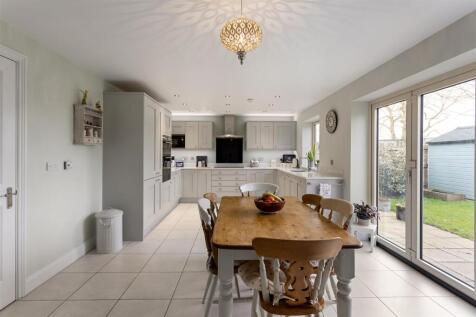 11_Farefield_Close_60.jpg