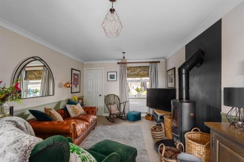 2_Horner_Avenue_18.jpg