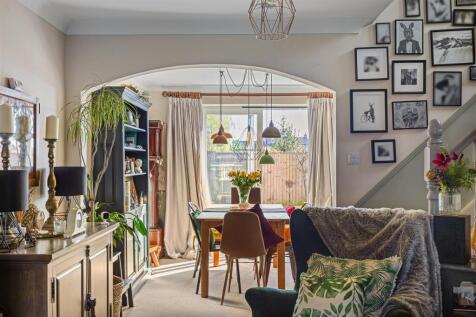 2_Horner_Avenue_13.jpg