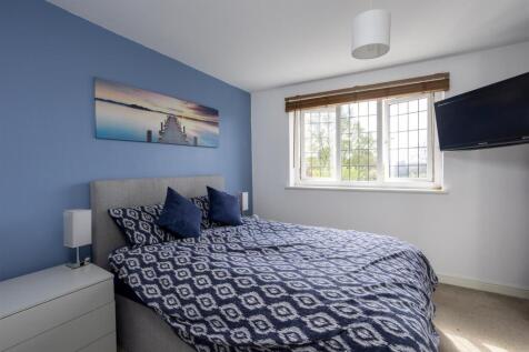 7_Horner_Avenue_4.jpg