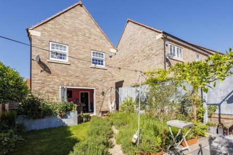 31_Throstle_Close_19.jpg