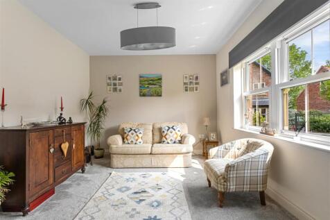 4_Farefield_Close_1.jpg