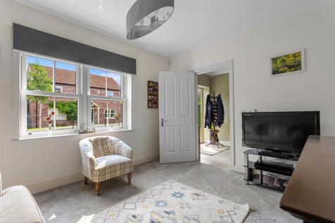 4_Farefield_Close_4.jpg