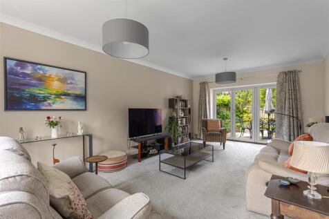 4_Farefield_Close_7.jpg
