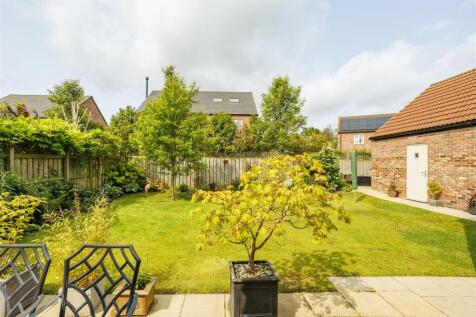 4_Farefield_Close__2.jpg