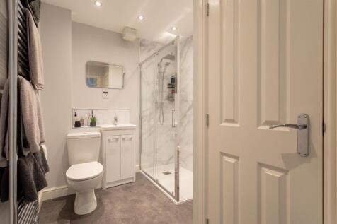 24_Skylark_Way_7.jpg