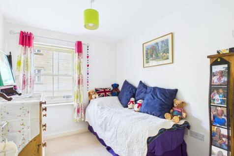 CAM01338G0-PR0145-STILL009