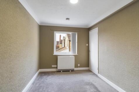 Flat 2 Bedroom