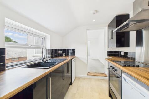 Flat B - Kitchen 1