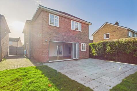 CAM01909G0-PR0427-STILL010