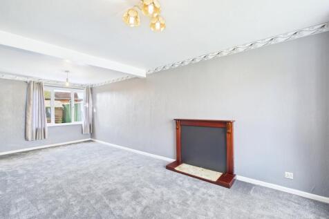 CAM01909G0-PR0398-STILL020