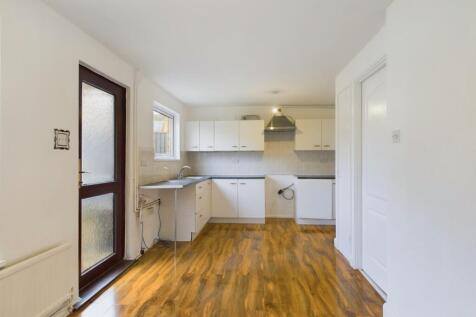 CAM01909G0-PR0281-STILL003