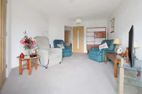 Living Room.jpg
