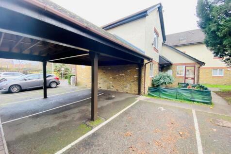 CARPORT.jpg