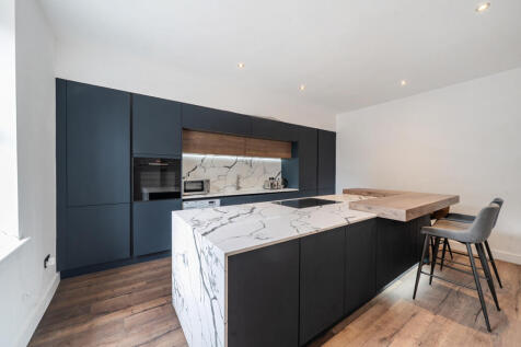 1319192-2-6867d91...