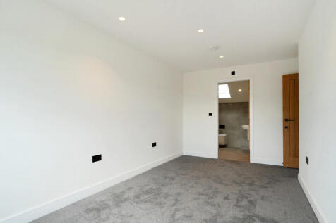 1319192-15-6867d9...