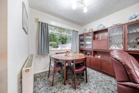 1361276-9-68db76e...