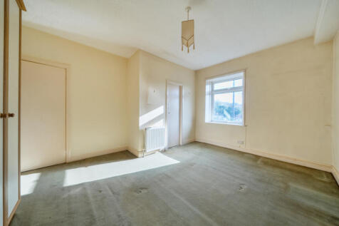 1374270-2-6900c43...