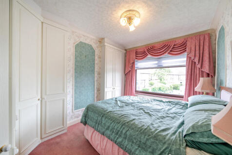 1315590-3-685a8ec...