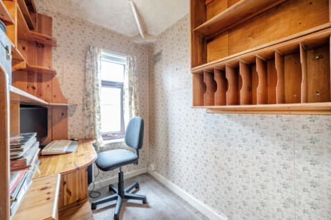 1315590-2-685a8ec...