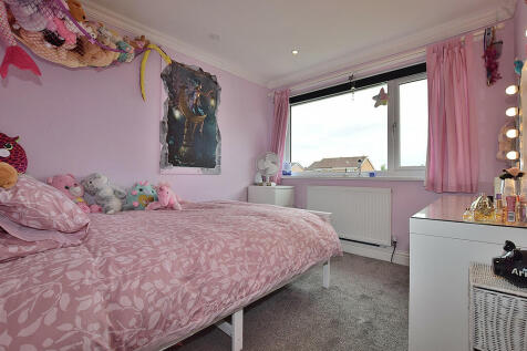 bedroom 3_01