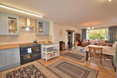 kitchen to living