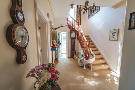 Property Image 4