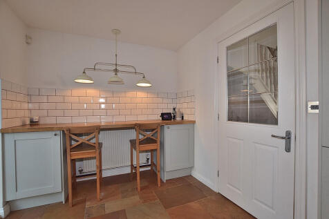 breakfast bar_01
