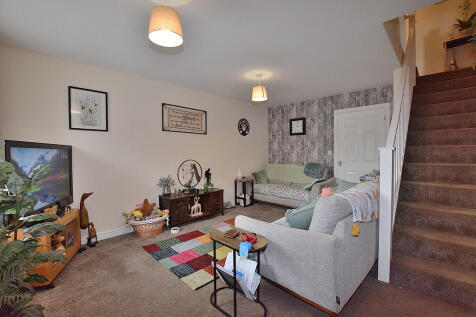 living room new_0...