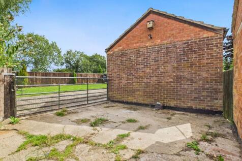 Gated access to gardens
