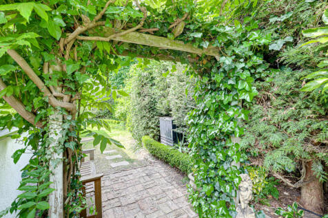 Property Image 39