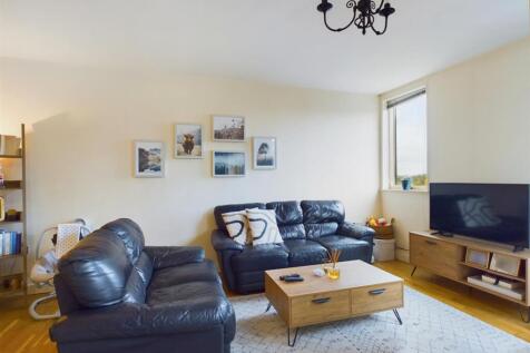 CAM01389G0-PR0093-ST