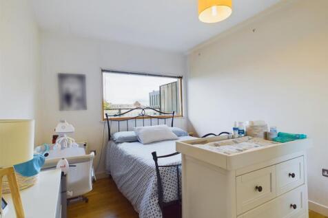 CAM01389G0-PR0093-ST