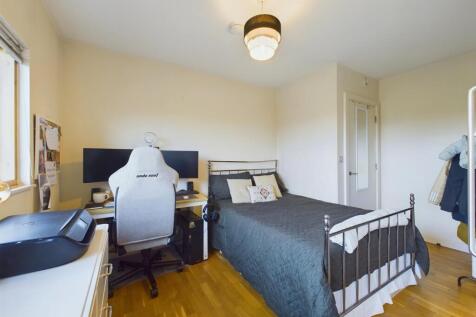 CAM01389G0-PR0093-ST