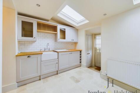 CAM01389G0-PR0097-ST