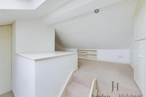 CAM01389G0-PR0097-ST