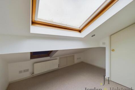 CAM01389G0-PR0097-ST