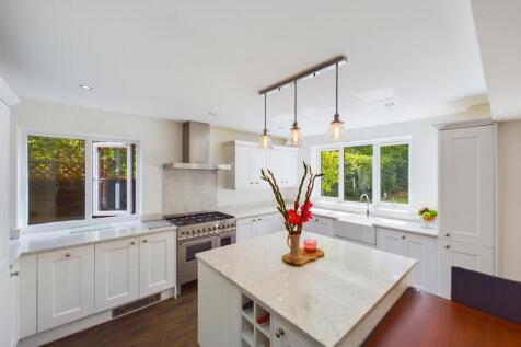 CAM01389G0-PR0063-ST