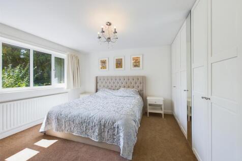 CAM01389G0-PR0063-ST